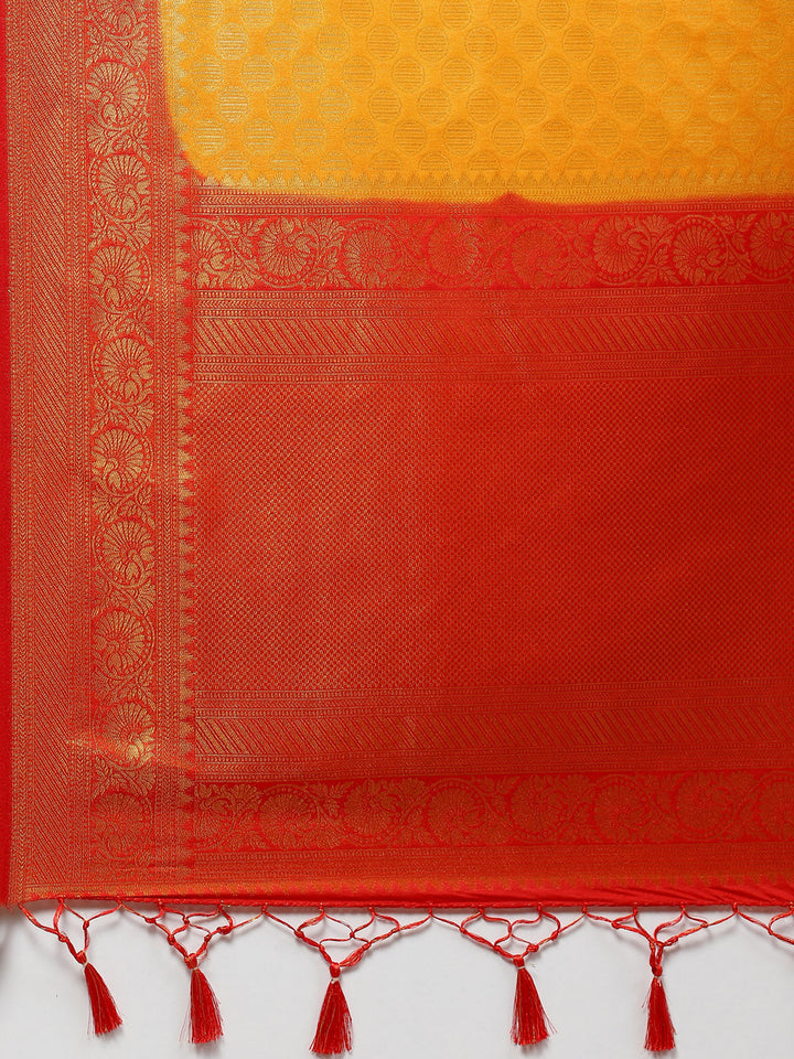 Zari Jaal Handloom Woven Saree