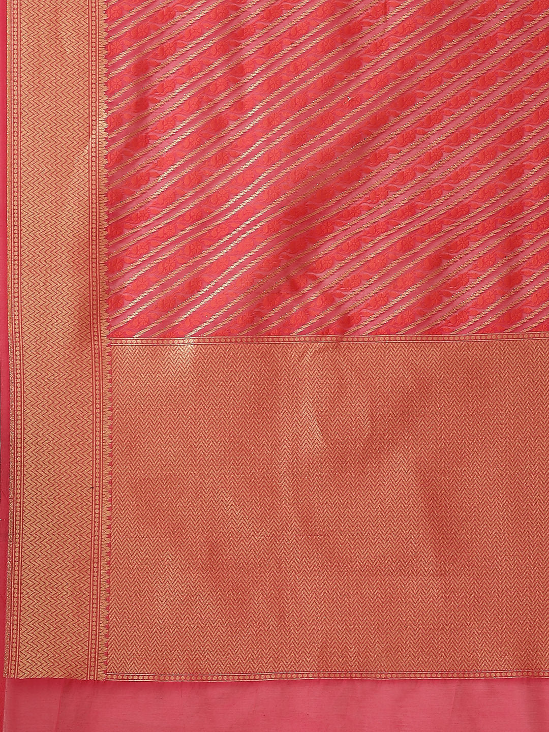 Zari Jaal Cotton Woven Saree