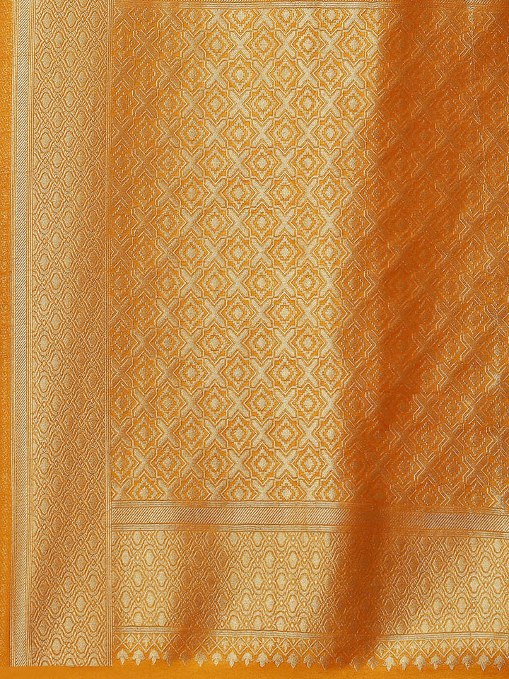 Zari Border Booti Handloom Woven Saree