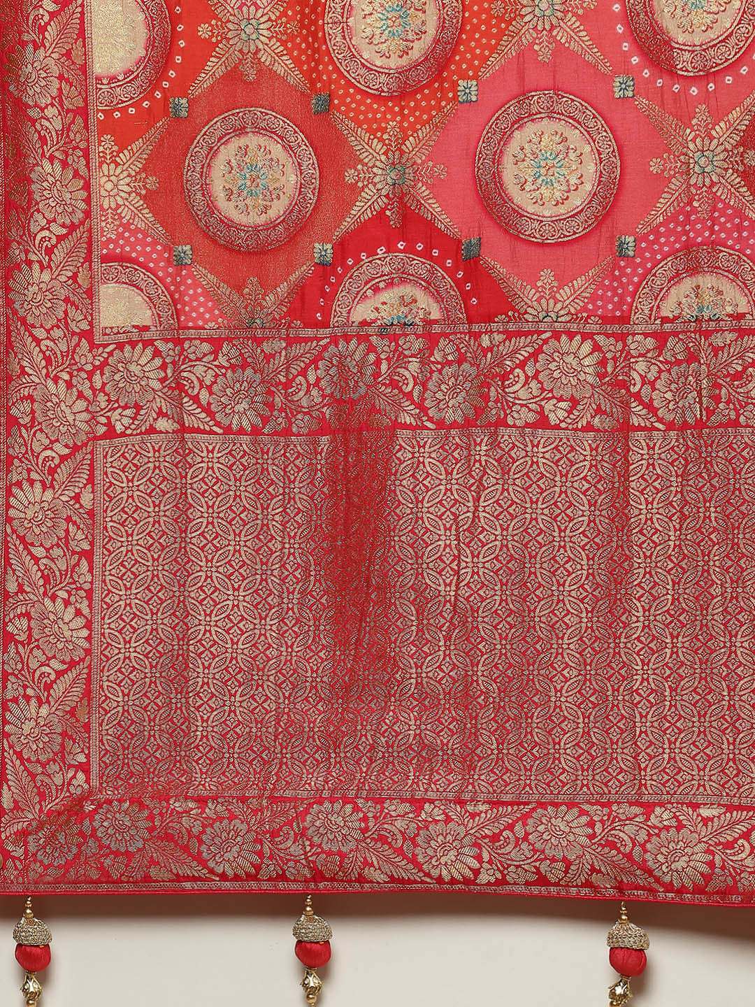 Bandhani Art Handloom Woven Saree