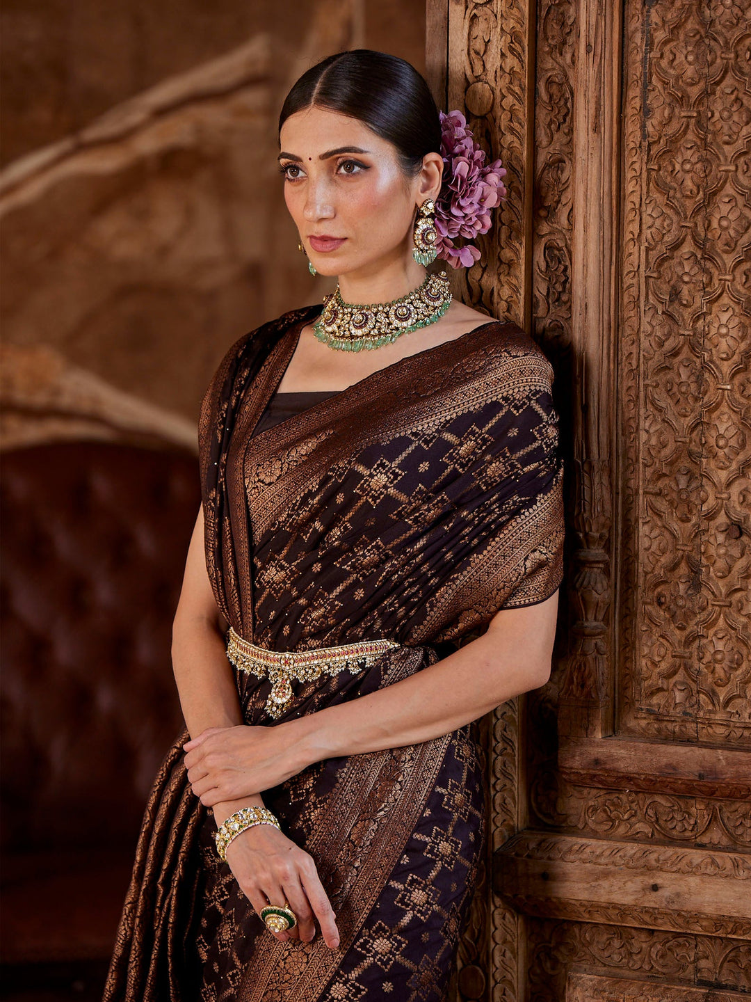 Antique Jaal Crepe Plain Saree