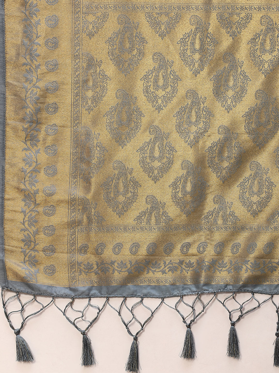 Plain Zari Border Handloom Woven Saree