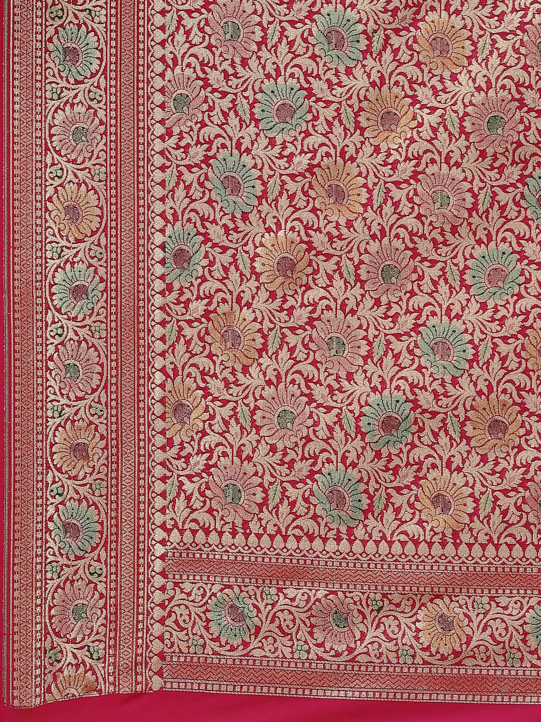 Zari Jaal Banarasi Woven Saree