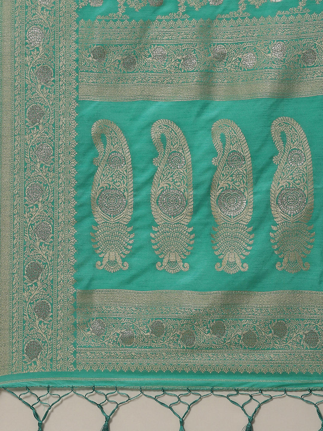 Zari Jaal Handloom Woven Saree