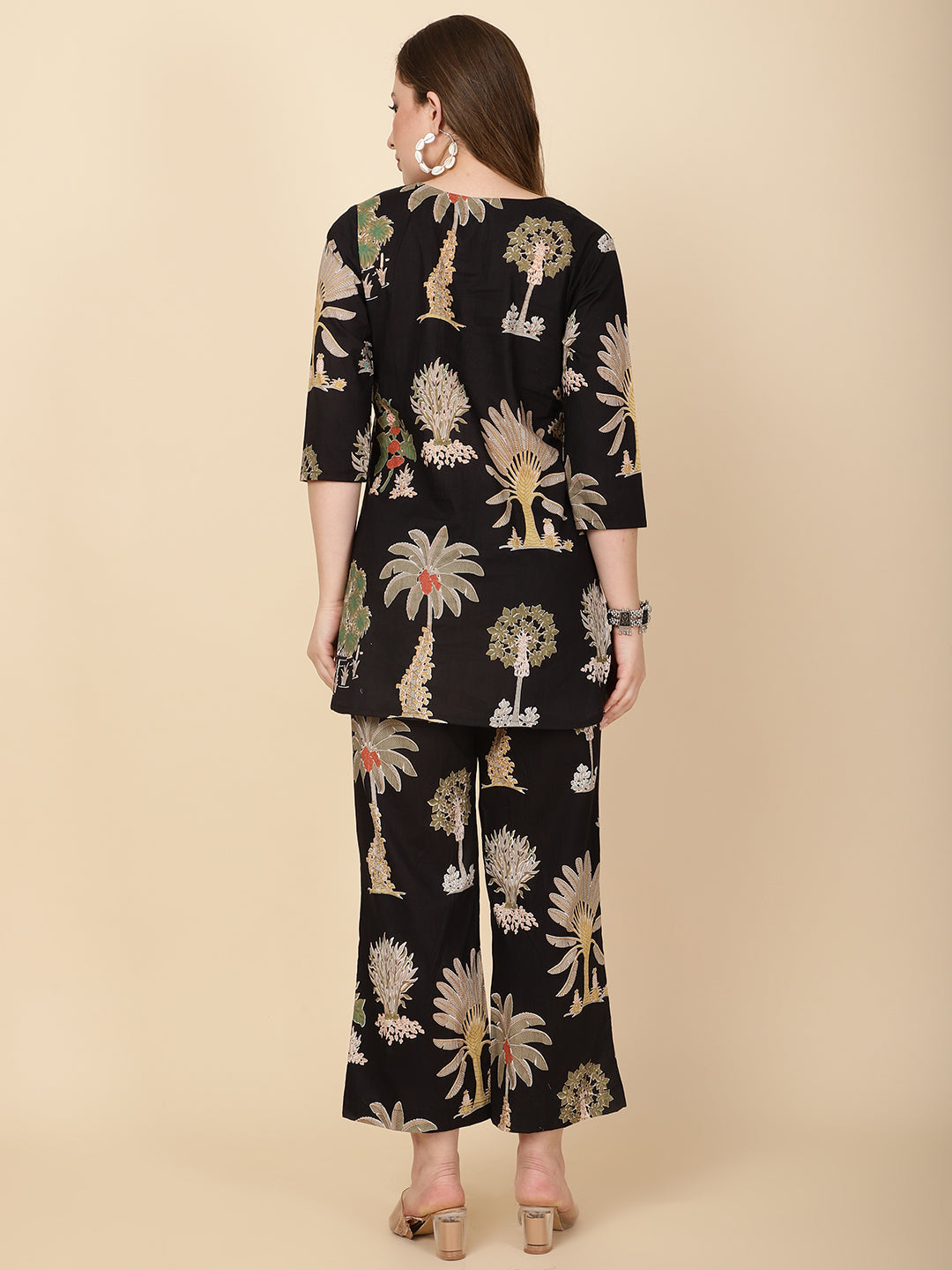 Floral Printed Cotton Kurti With Pants