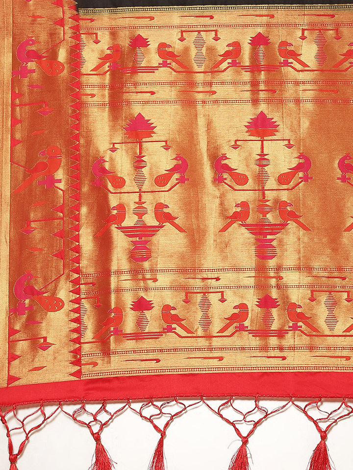 Paithani Silk Saree With Contrast Blouse