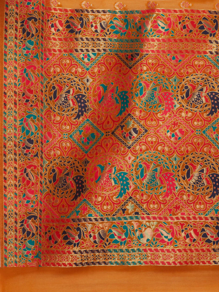 Zari Border Booti Handloom Woven Saree