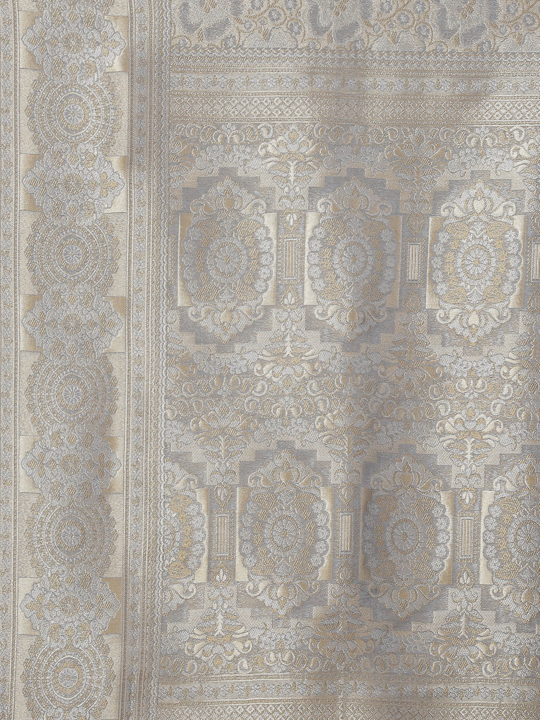 Zari Jaal Handloom Woven Saree