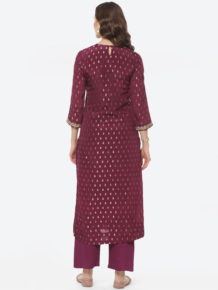 Embroidered Neck Zari Crepe Kurti With Pant