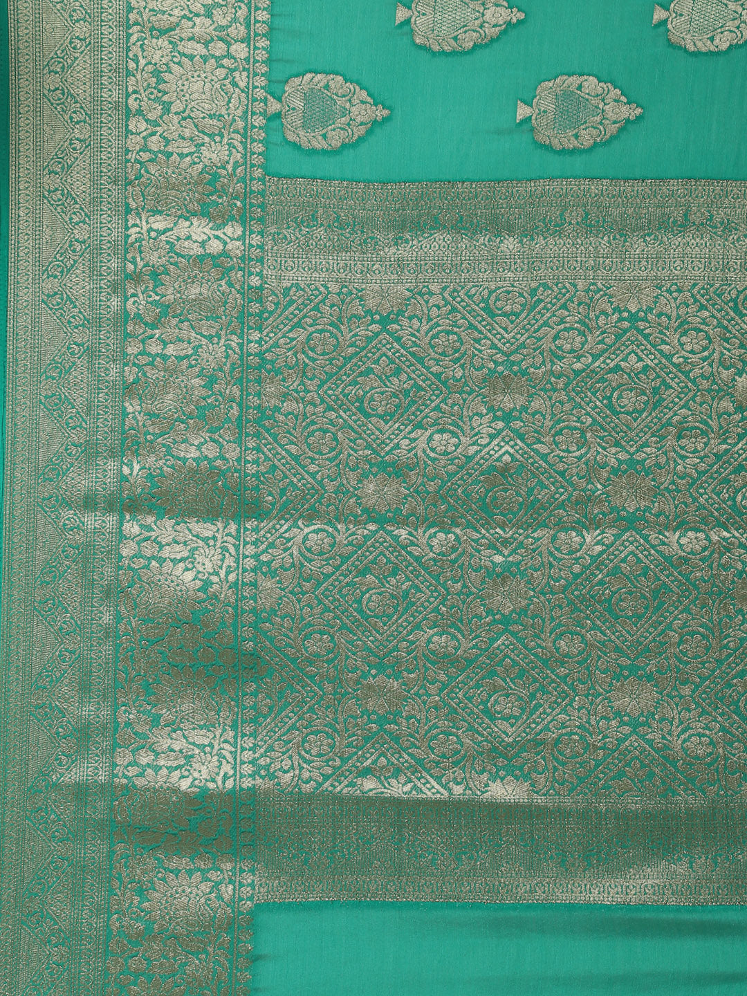 Zari Booti Crepe Plain Saree