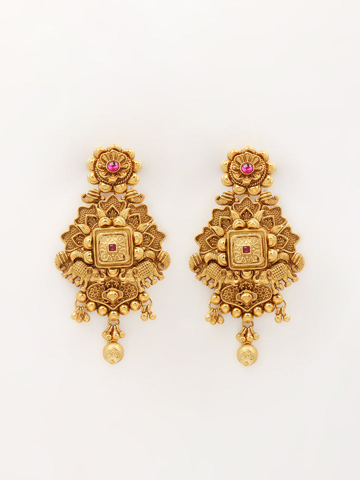 Gold Plated Necklace With Earrings