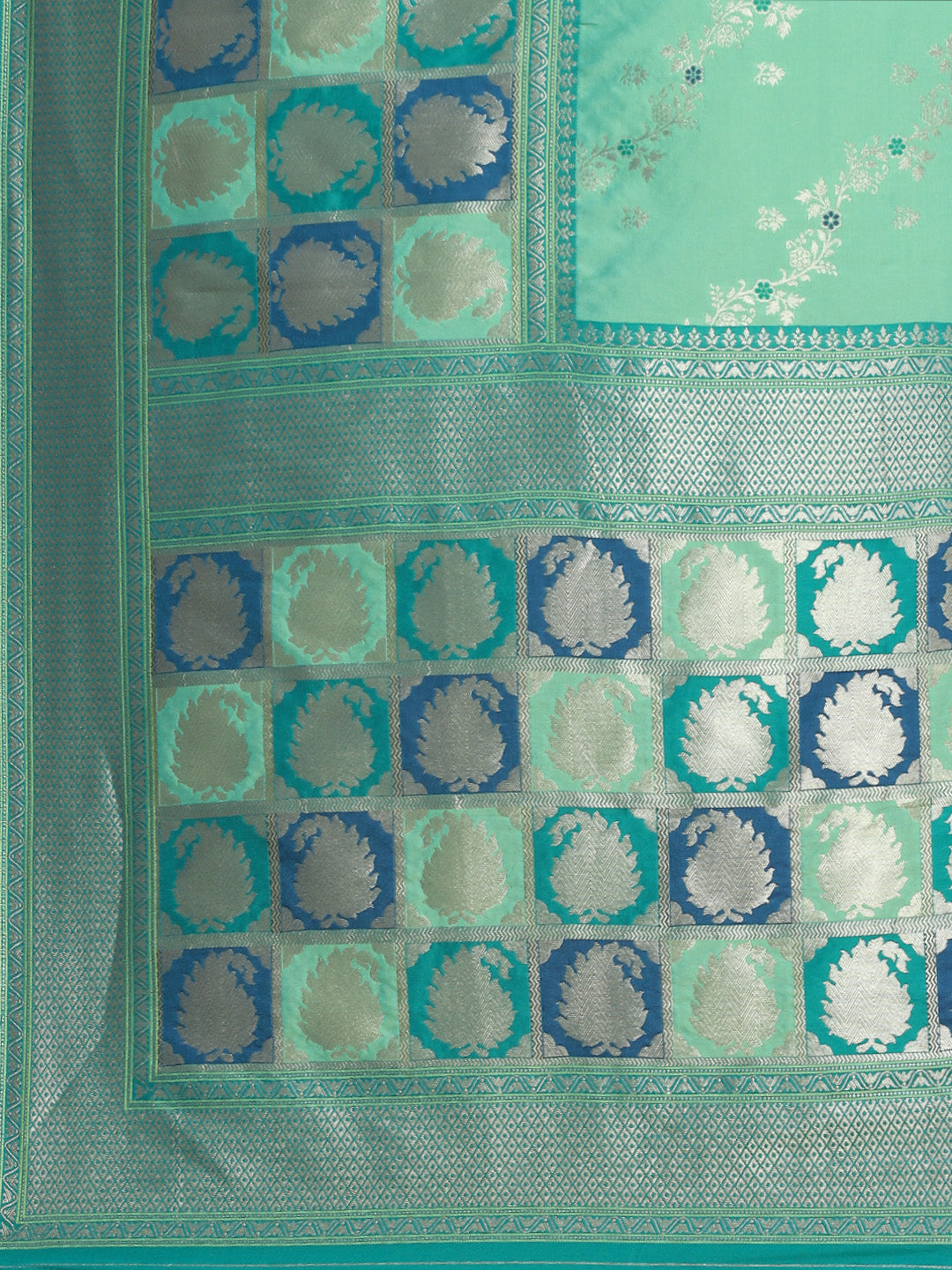 Zari Jaal Woven Art Silk Banarsi Saree