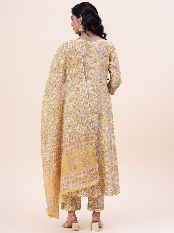 Floral Printed Cotton Kurta With Pants &amp; Dupatta