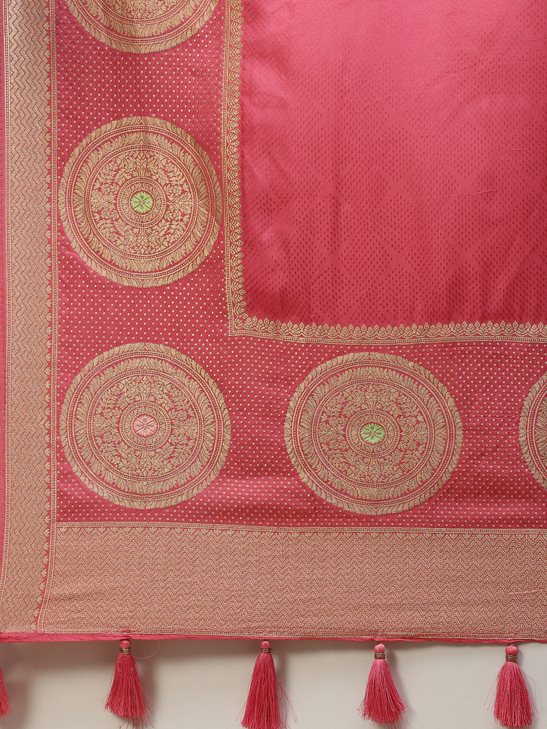 Zari Border Booti Banarasi Woven Saree