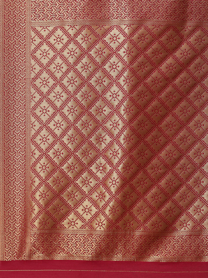 Zari Jaal Handloom Woven Saree