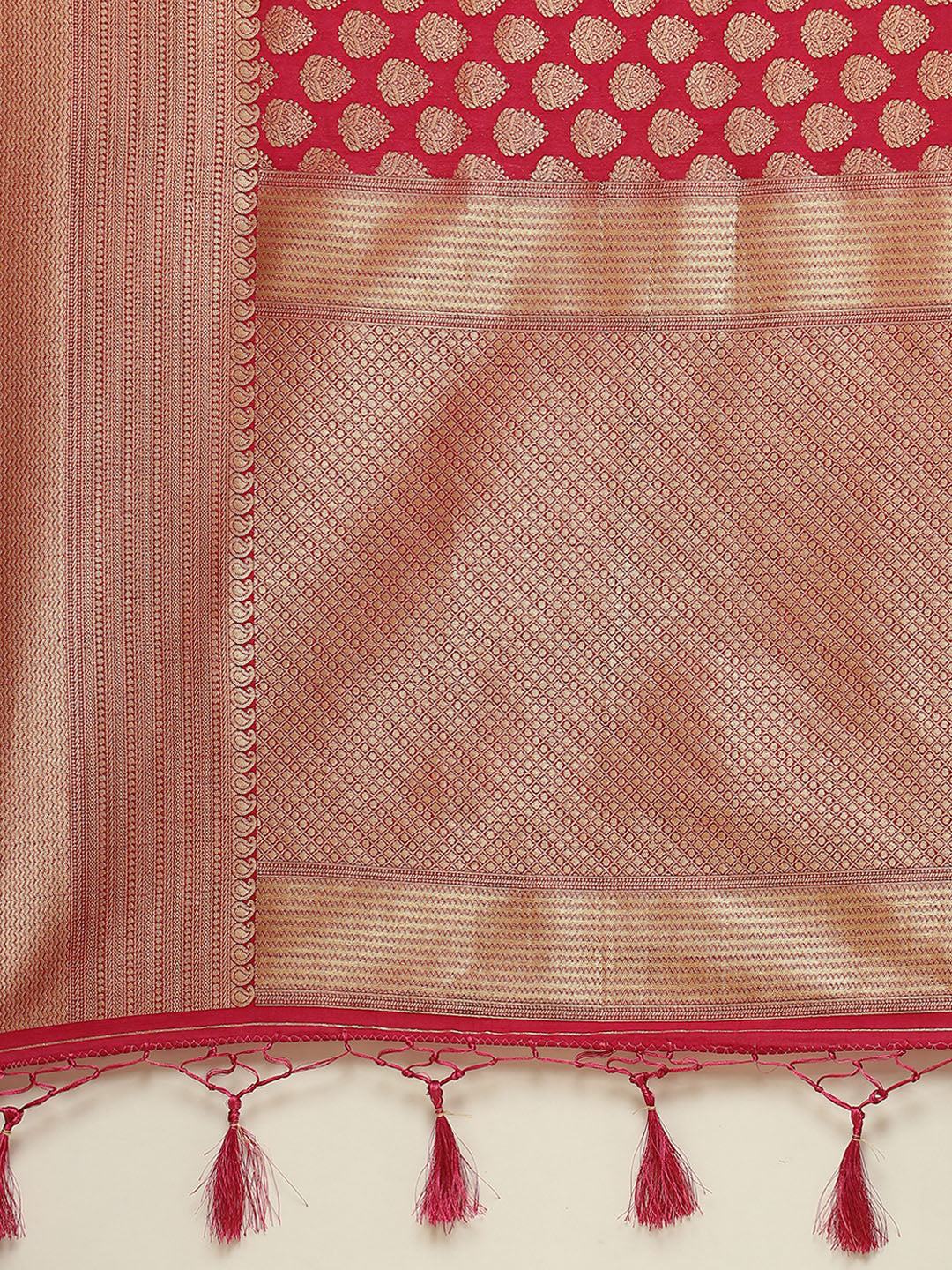 Zari Booti Border Woven Art Handloom Saree