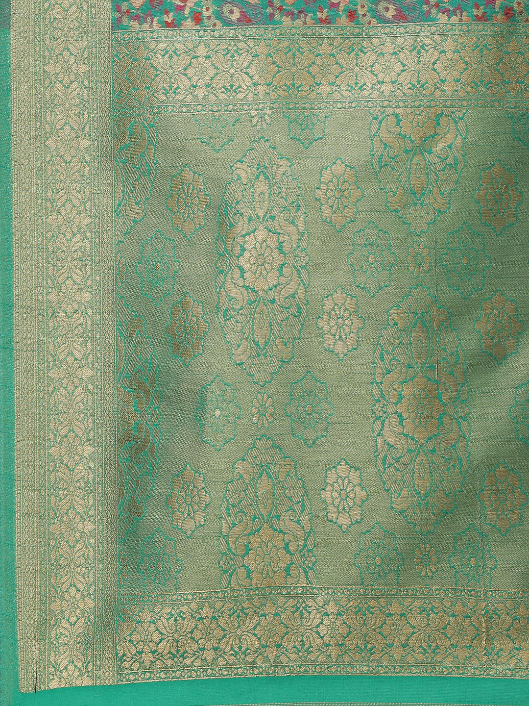 Zari Jaal Handloom Woven Saree