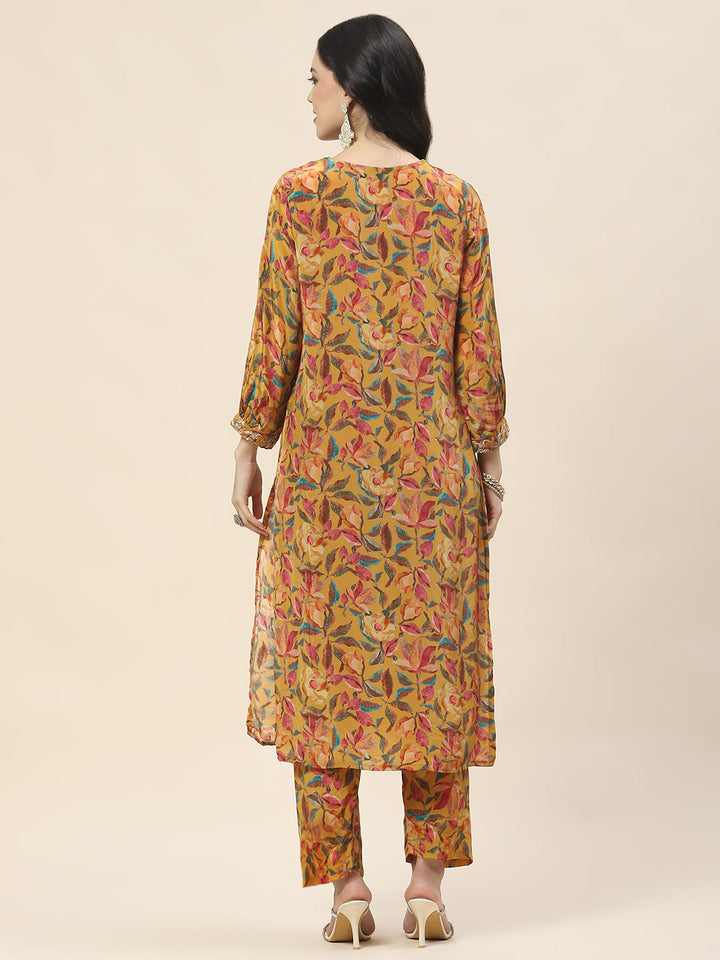 Printed Crepe Kurta With Pants