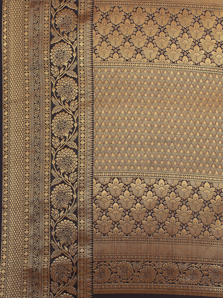 Art Handloom Saree with Zari Border Booti