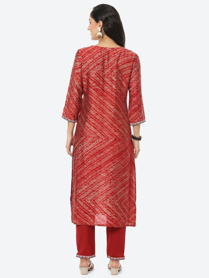 Zari Embroidered Printed Muslin Kurti With Pant