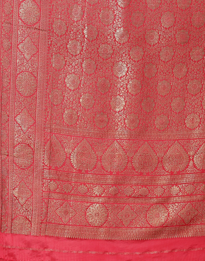 Elegant Crepe Saree With Beautiful Zari Jaal Weaves