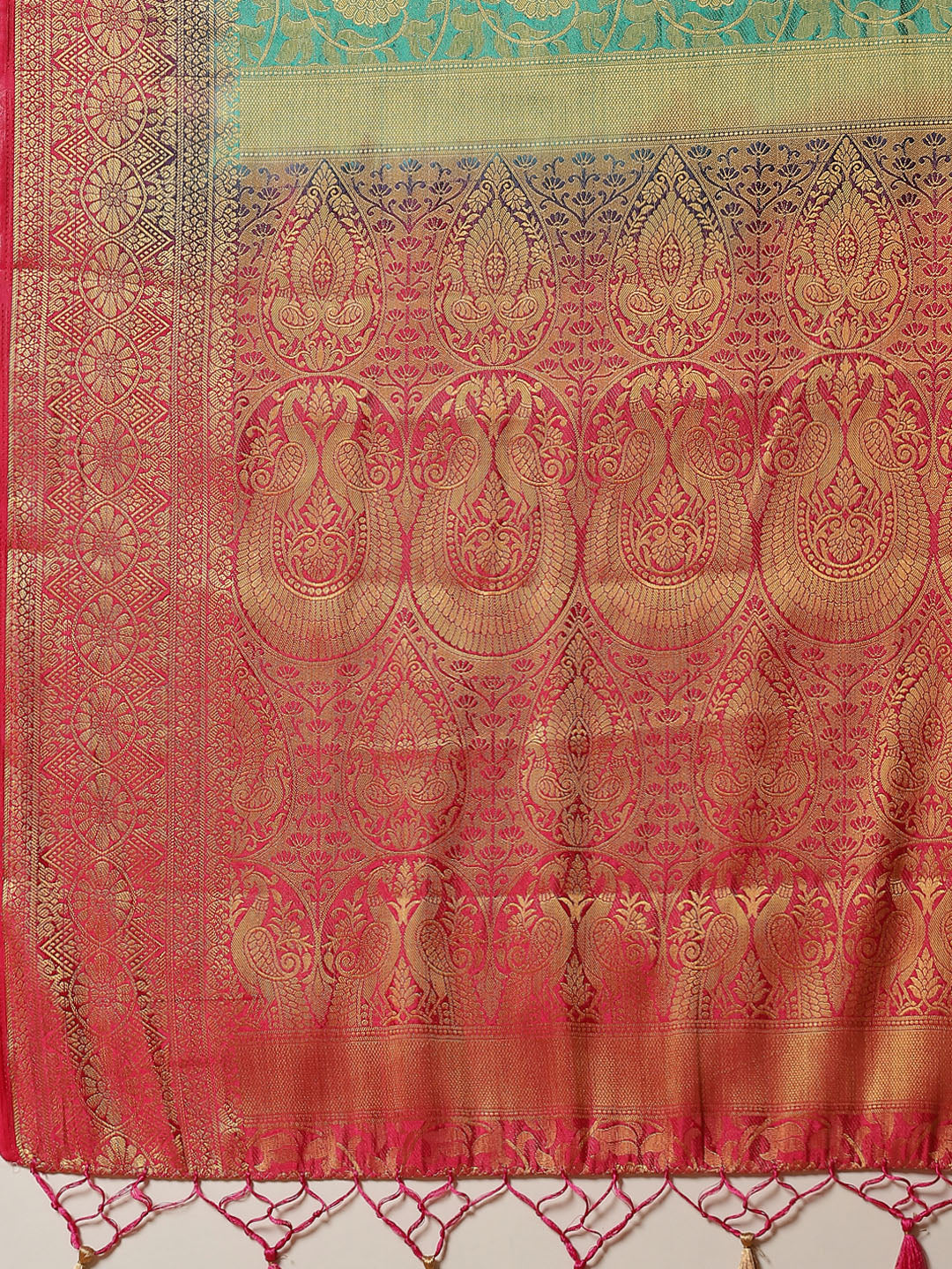 Zari Jaal Art Handloom Woven Saree
