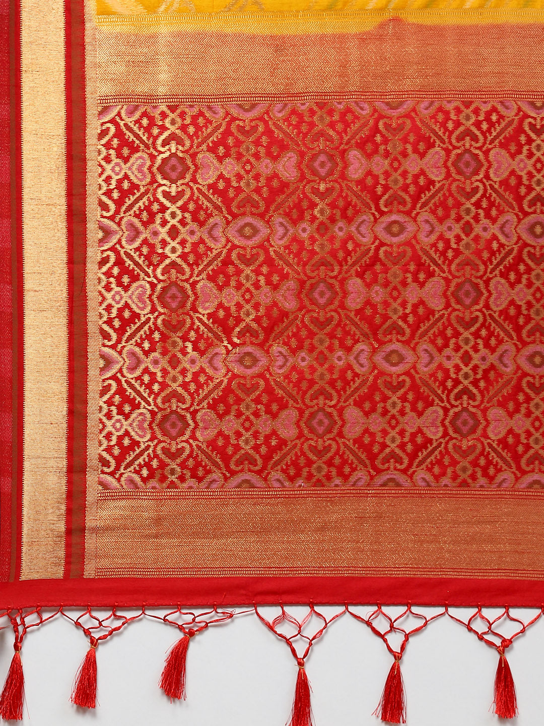 Zari Jaal Handloom Woven Saree