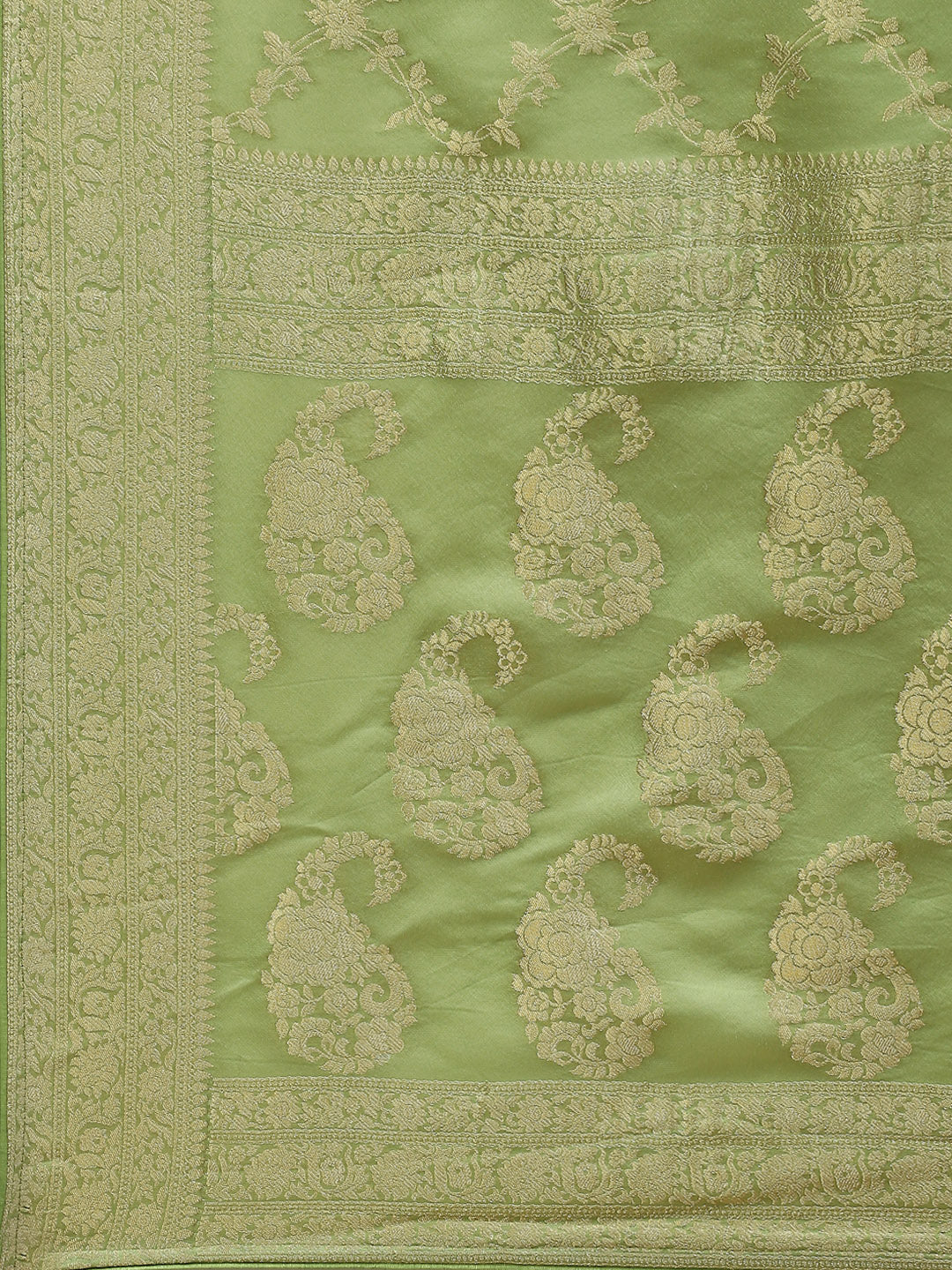 Zari Jaal Banarasi Woven Saree