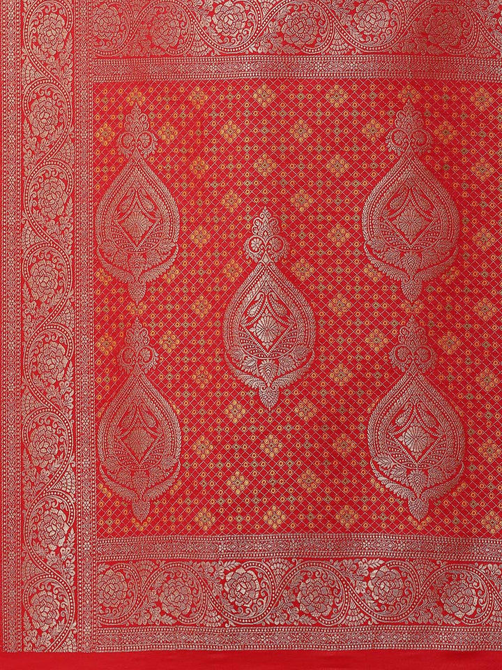 Zari Jaal Handloom Woven Saree