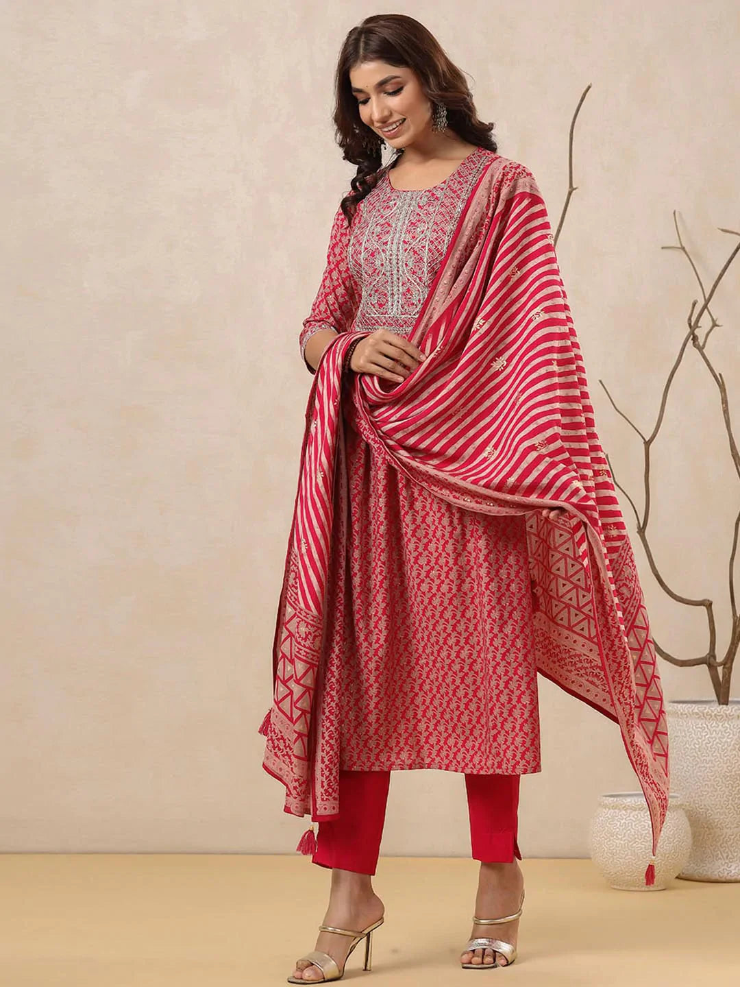 Neck Embroidered Muslin Kurta With Pants &amp; Dupatta
