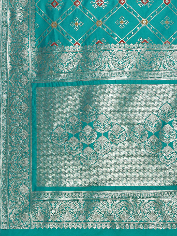 Zari Jaal Woven Art Silk Banarsi Saree
