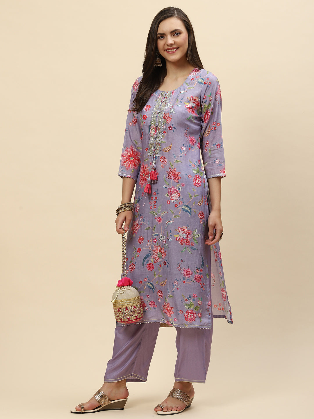 Neck Patti &amp; Floral Printed Muslin Kurta With Pants
