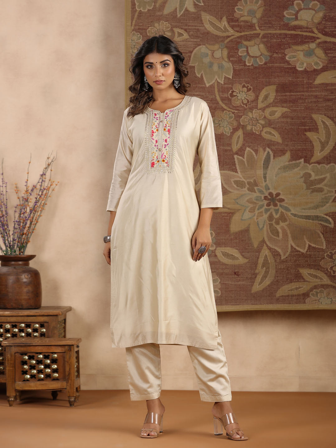 Neck Embroidered Chanderi Kurta With Pants &amp; Dupatta