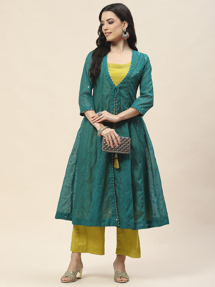 Embroidered Chanderi Kurta With Cape &amp; Pants
