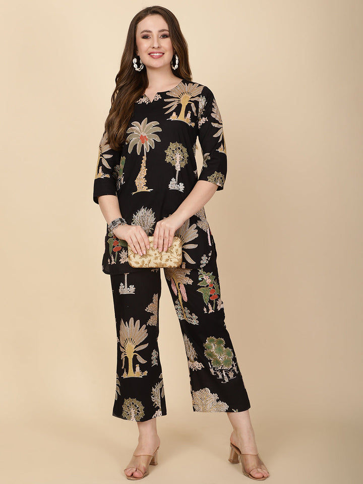 Floral Printed Cotton Kurti With Pants