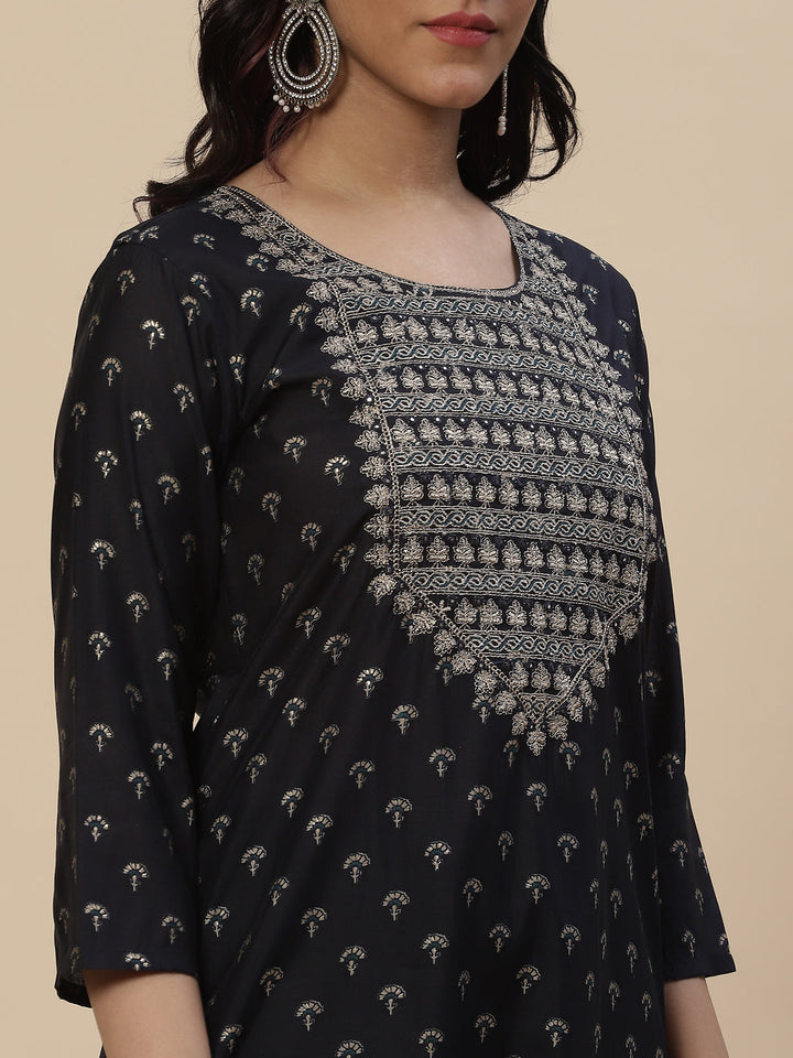 Printed Chanderi Kurta With Pants &amp; Dupatta