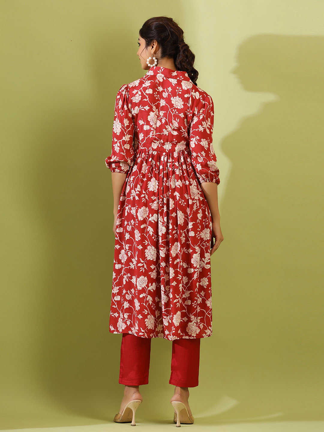 Floral Printed Muslin Kurta With Pants