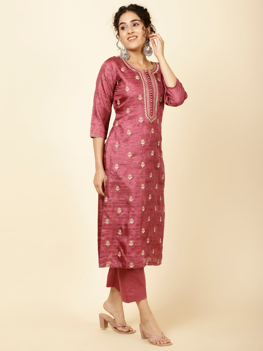 Embroidered Tussar Kurta With Pants &amp; Dupatta
