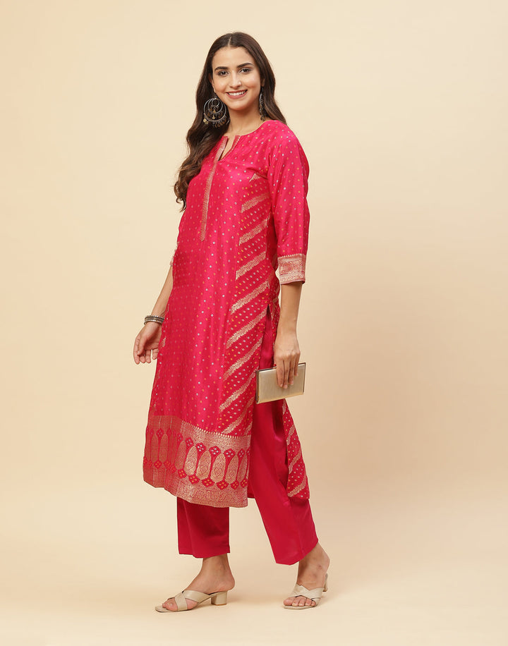 Zari Booti Embroidered Chanderi Kurti With Pant