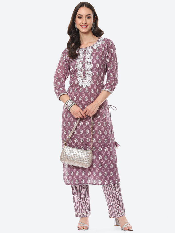 Zari Neck Embroidered Cotton Kurta With Pant