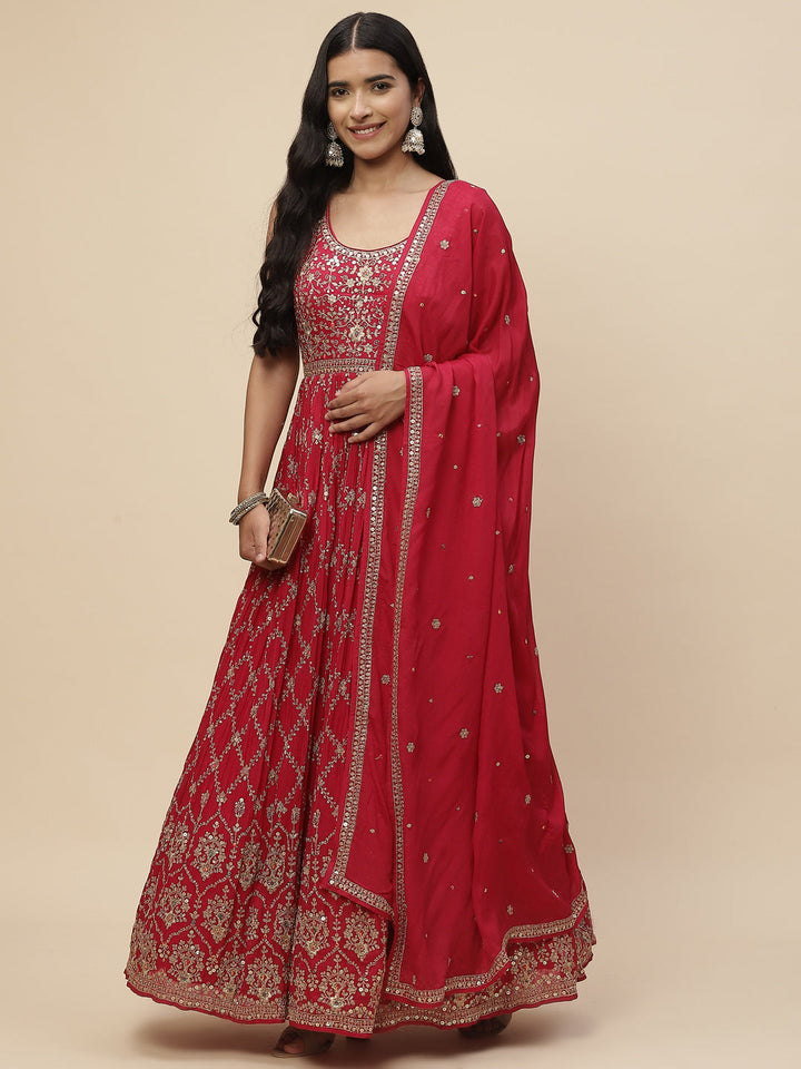Zari Jaal Crepe Anarkali Kurta With Dupatta