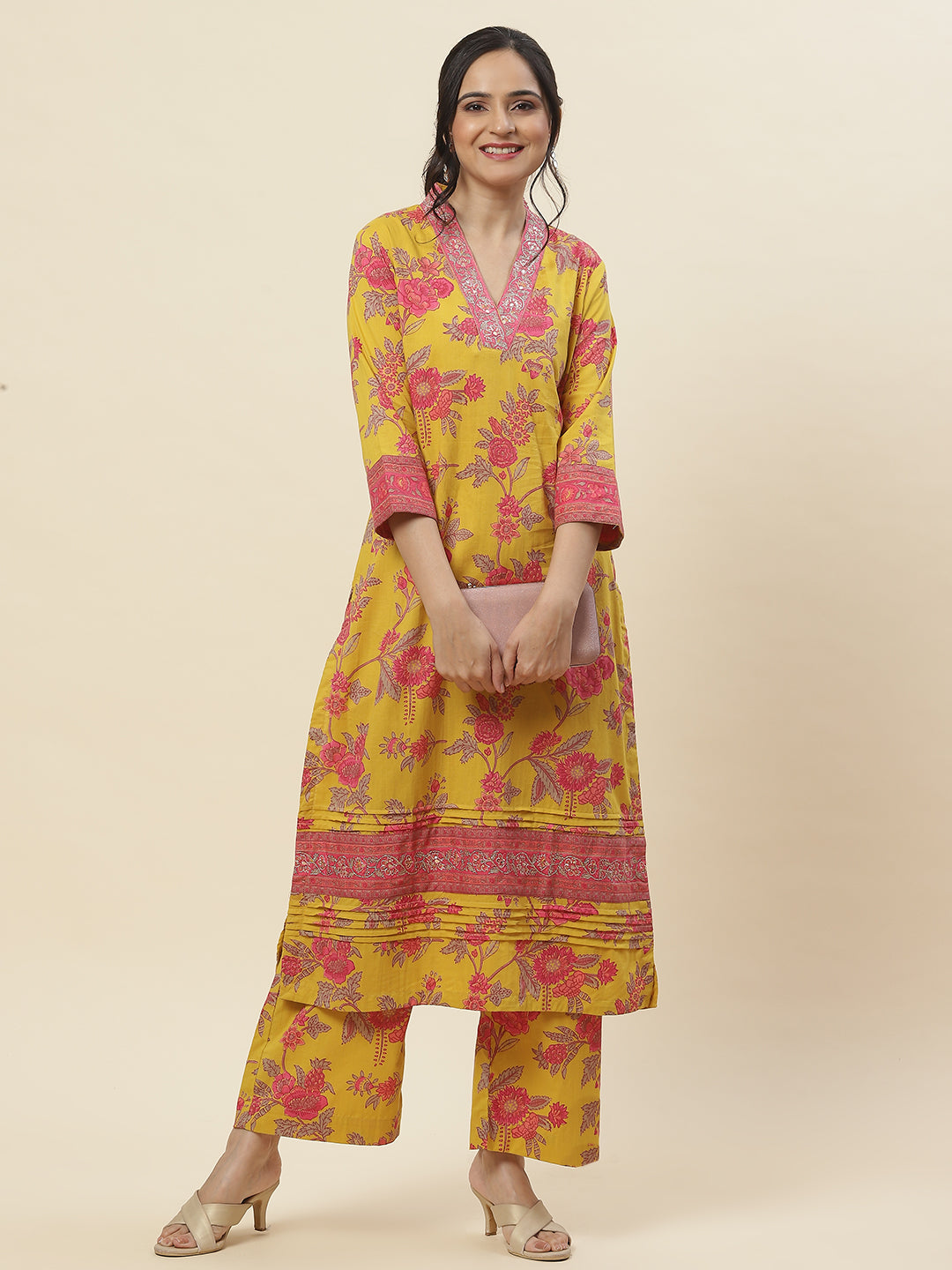 Floral Printed Cotton Kurta With Pants