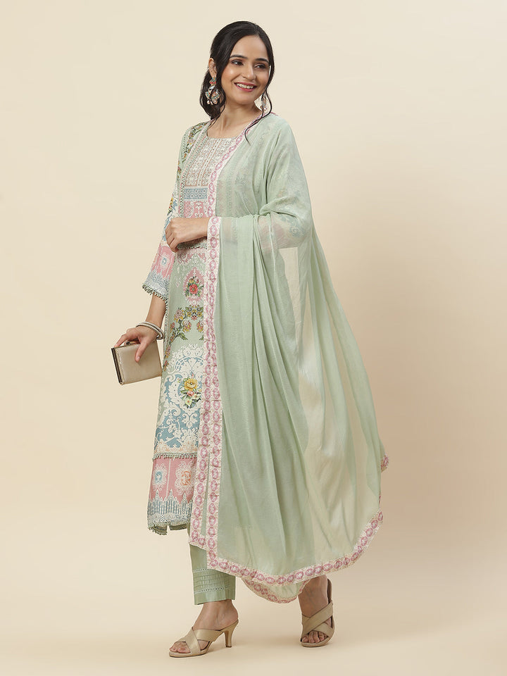 Floral Printed Muslin Kurta With Pants
