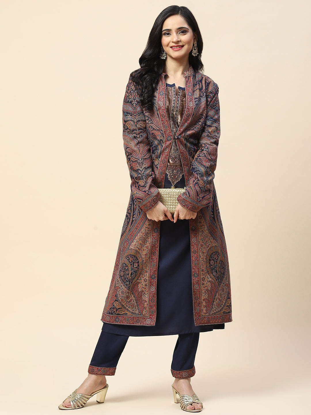 Resham Jaal Woven Pashmina Kurta With Pants &amp; Jacket