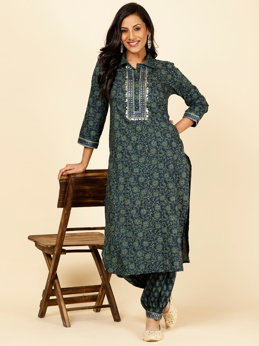 Floral Printed Cotton Kurta With Pants