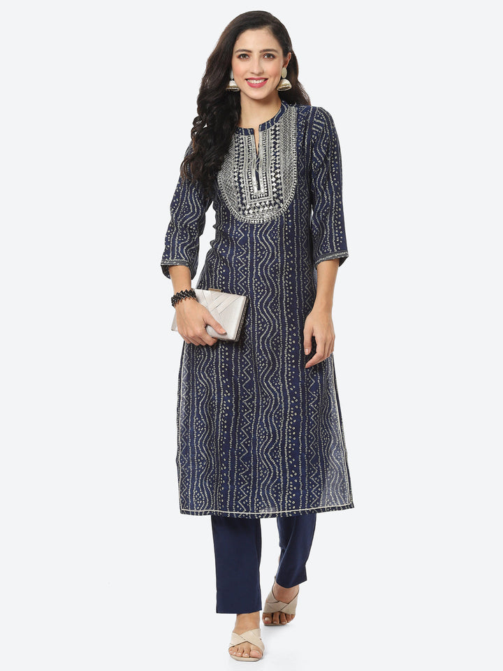 Zari Embroidered Bandhej Printed Muslin Kurti With Pant