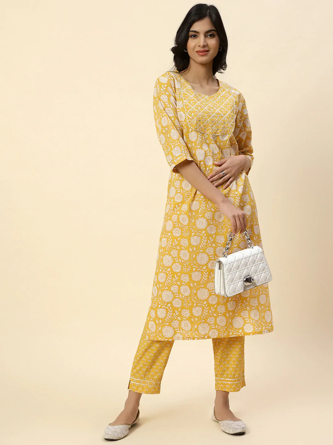 Floral Printed Cotton Kurta With Pants
