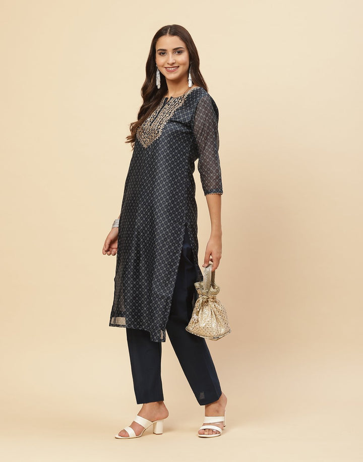 Embroidered Cotton Kurti With Pant