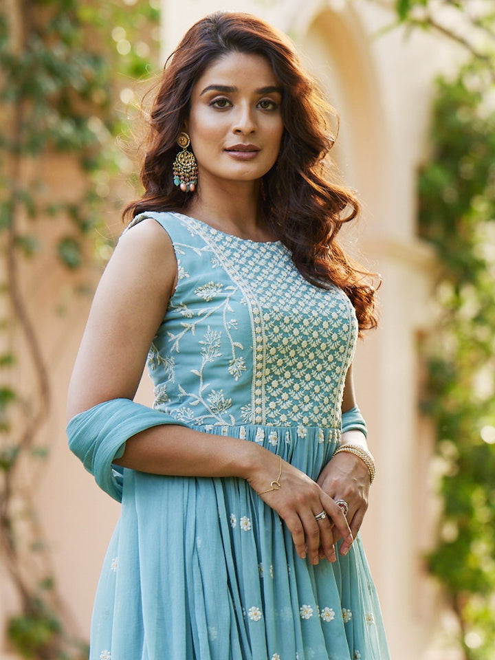 Resham Booti Embroidered Gerorgette Kurti With Palazzo &amp; Dupatta