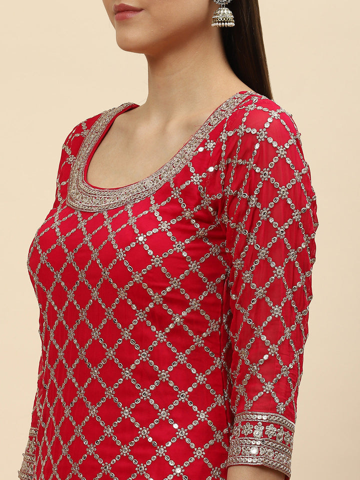 Zari Jaal Georgette Kurta With Palazzo &amp; Dupatta